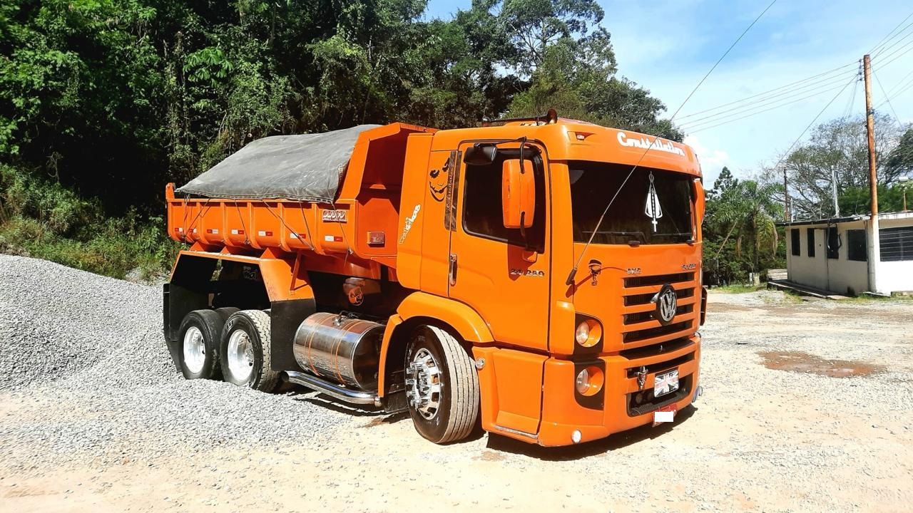 WhatsApp Image 2025-10-09 at 13.53.16 (3).jpeg