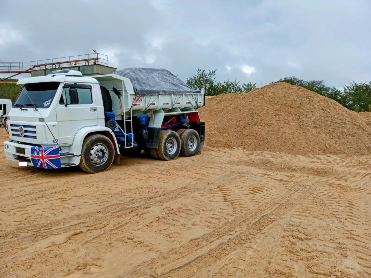 WhatsApp Image 2025-10-09 at 13.53.17 (2).jpeg