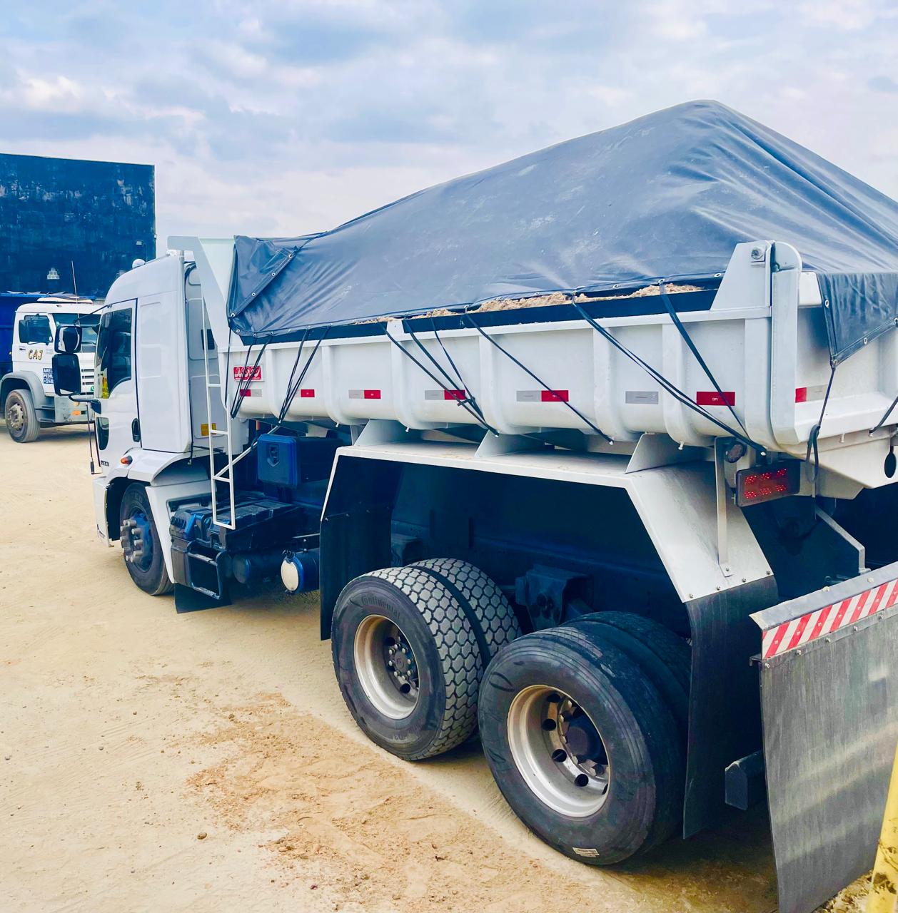 WhatsApp Image 2025-10-09 at 13.53.15 (3).jpeg