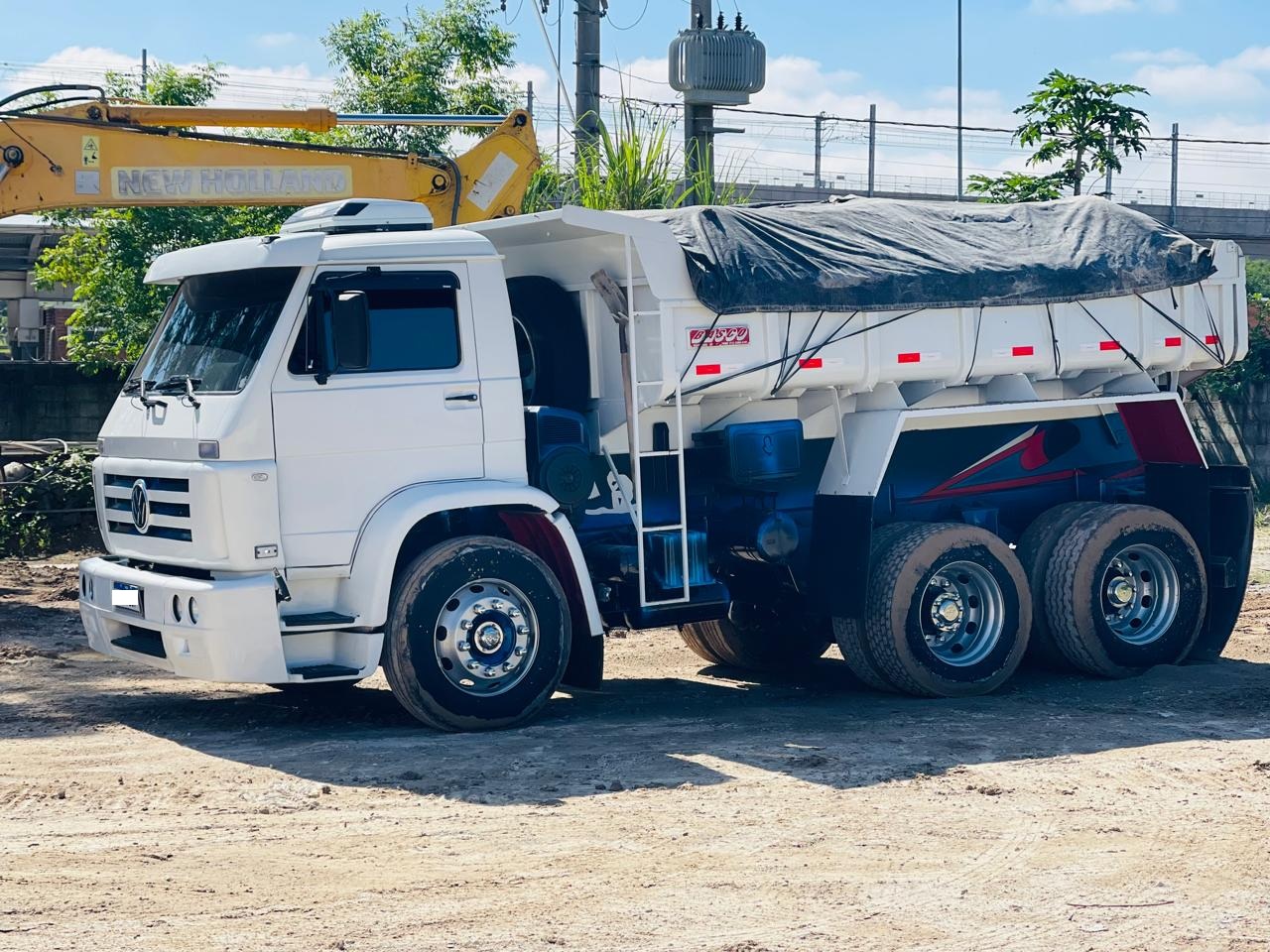 WhatsApp Image 2025-10-09 at 13.53.16 (1).jpeg